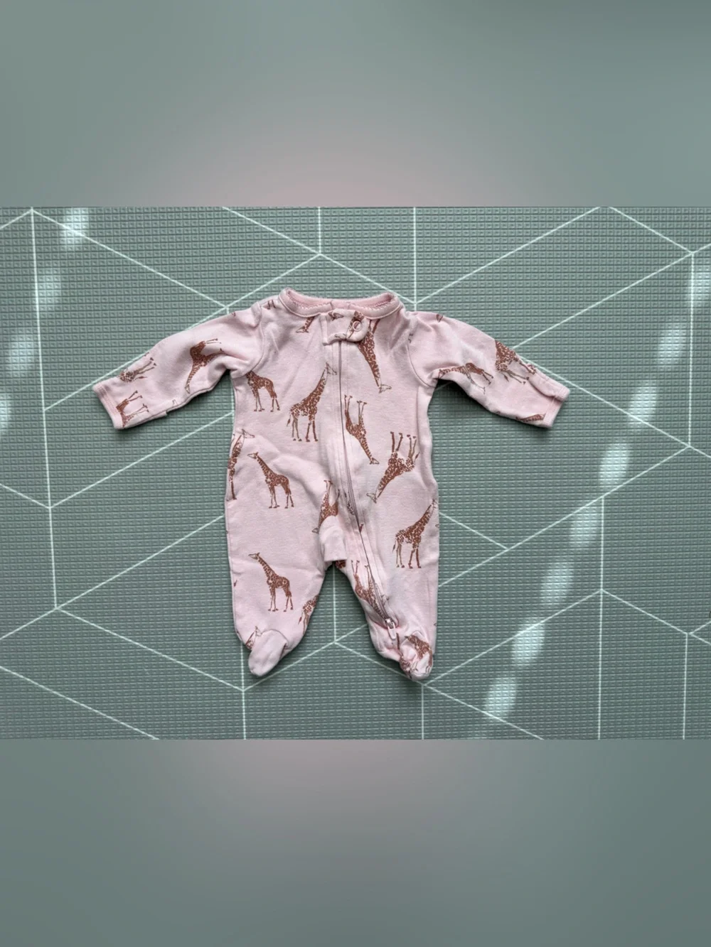 Carters|Baby girl Pink Giraffe-Print One-Piece Footed Pajamas-Footies•Preemie